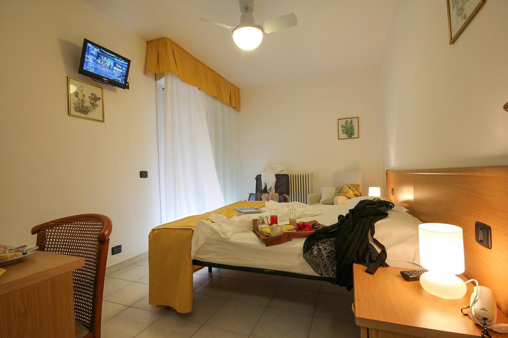 Hotel Miramare Forte dei Marmi Room photo